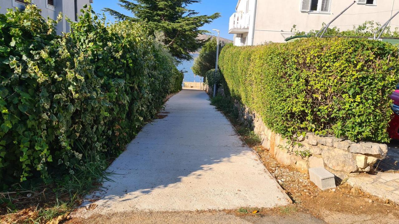 Apartments Lana - 30 M From The Sea Seline Exterior foto