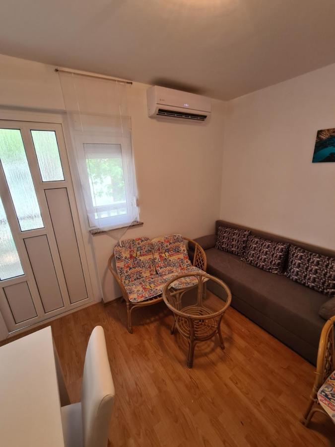 Apartments Lana - 30 M From The Sea Seline Exterior foto