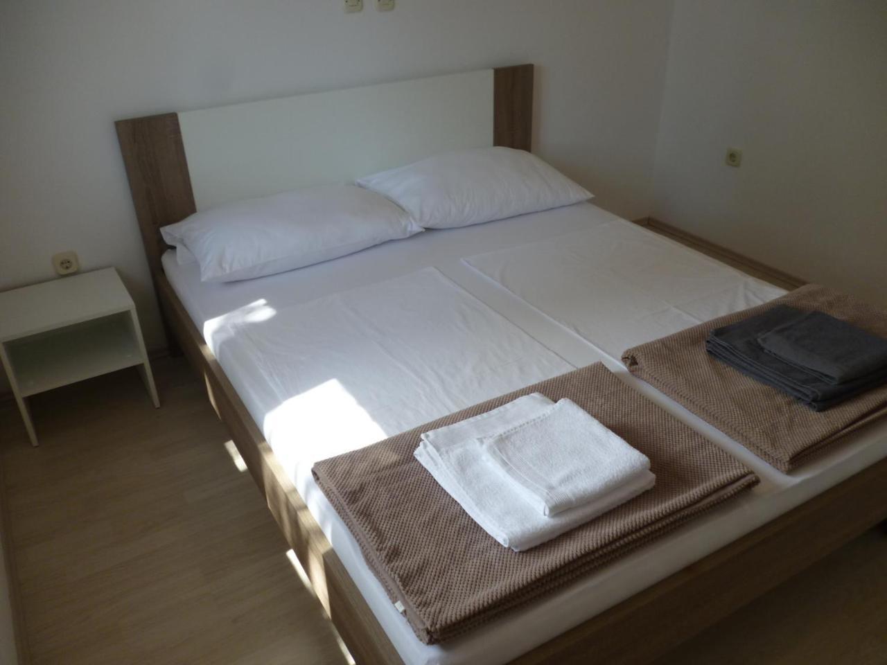 Apartments Lana - 30 M From The Sea Seline Exterior foto